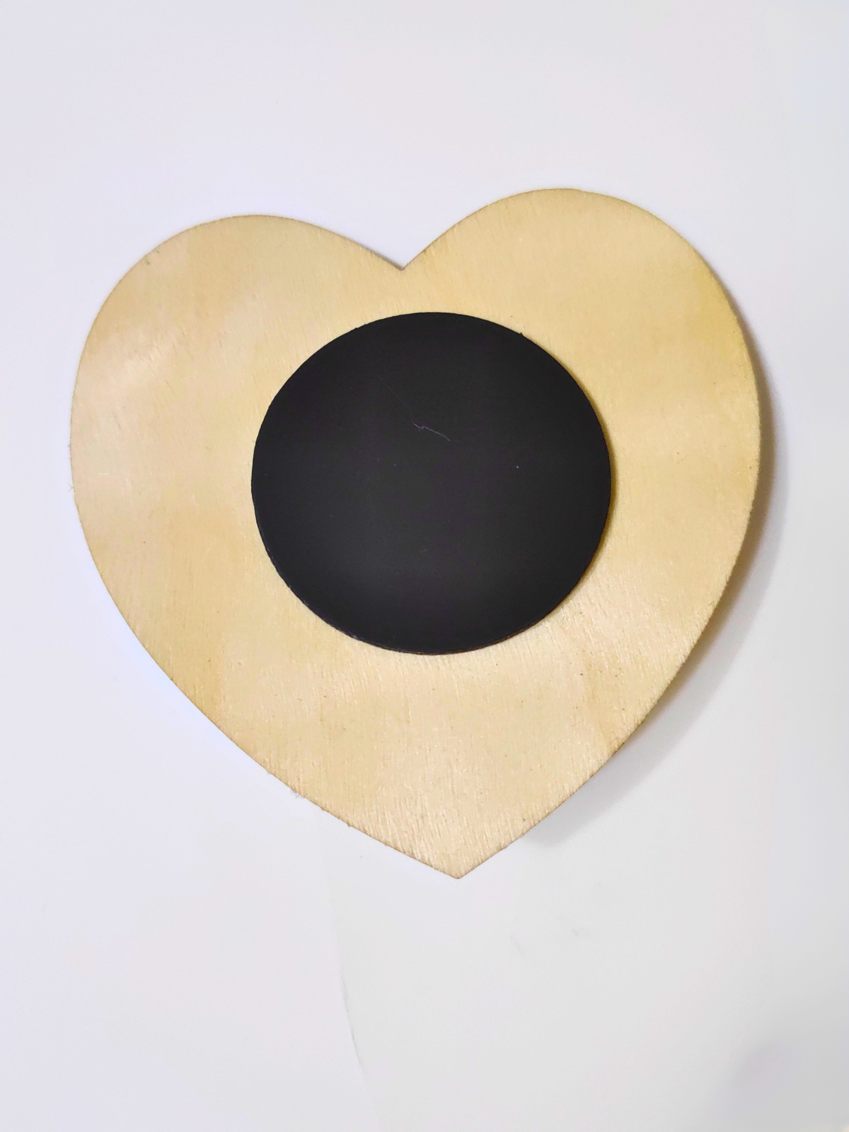 Ocean Magnet No.2 — Heart-Shaped Ocean Magnet with Natural Shells - Image 5