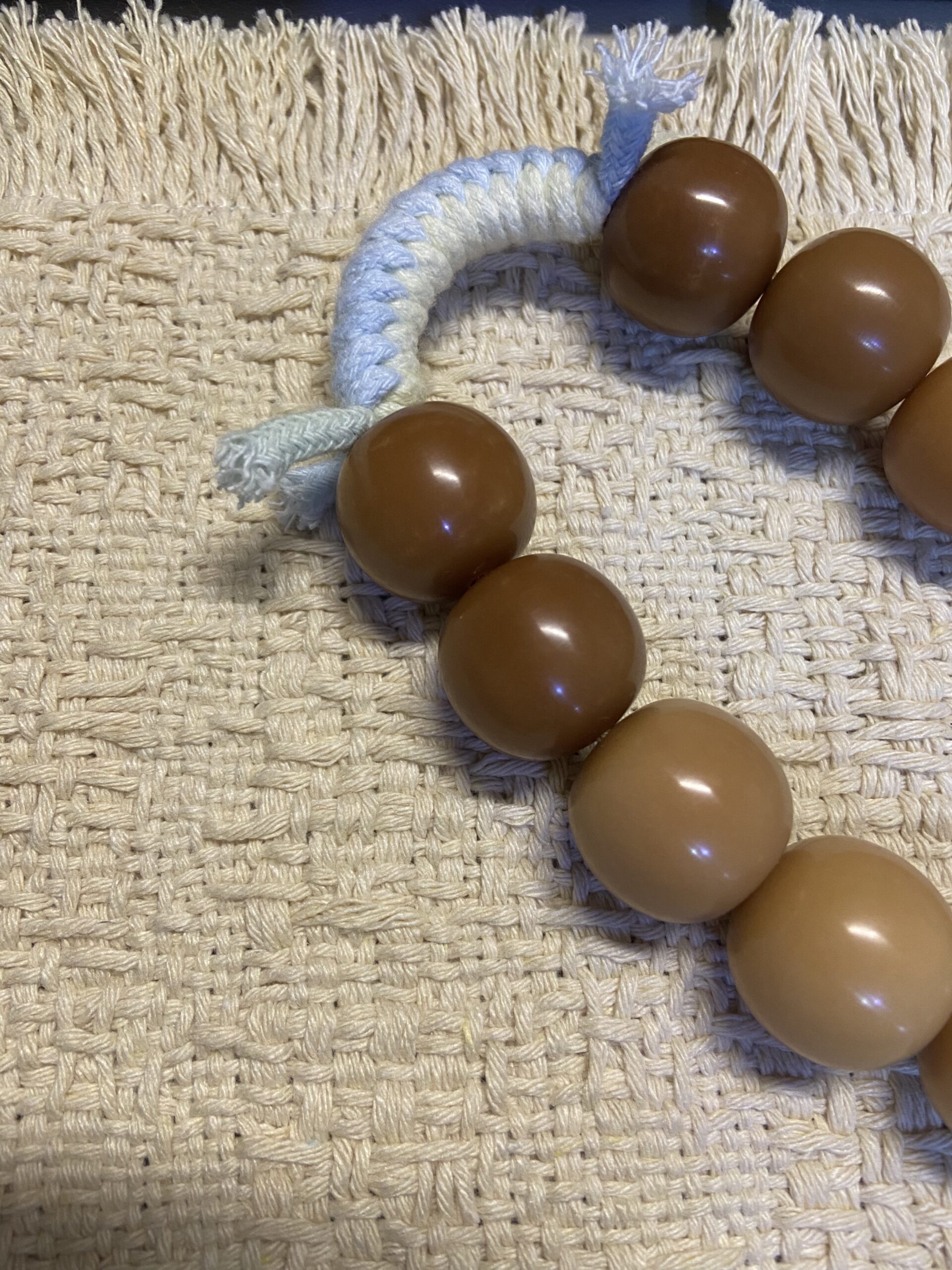 20mm Natural Bodhi Handheld Fidget – Warm Brown Beads with Blue Tassel 2 20mm natural Bodhi handheld fidget close-up