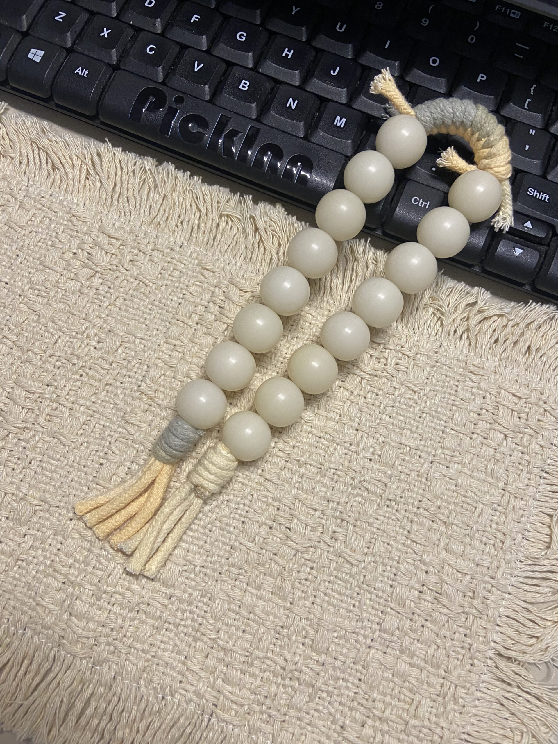 16mm Natural Bodhi Handheld Fidget – Natural Bead Worry Beads 2 16mm natural Bodhi handheld fidget on office desk