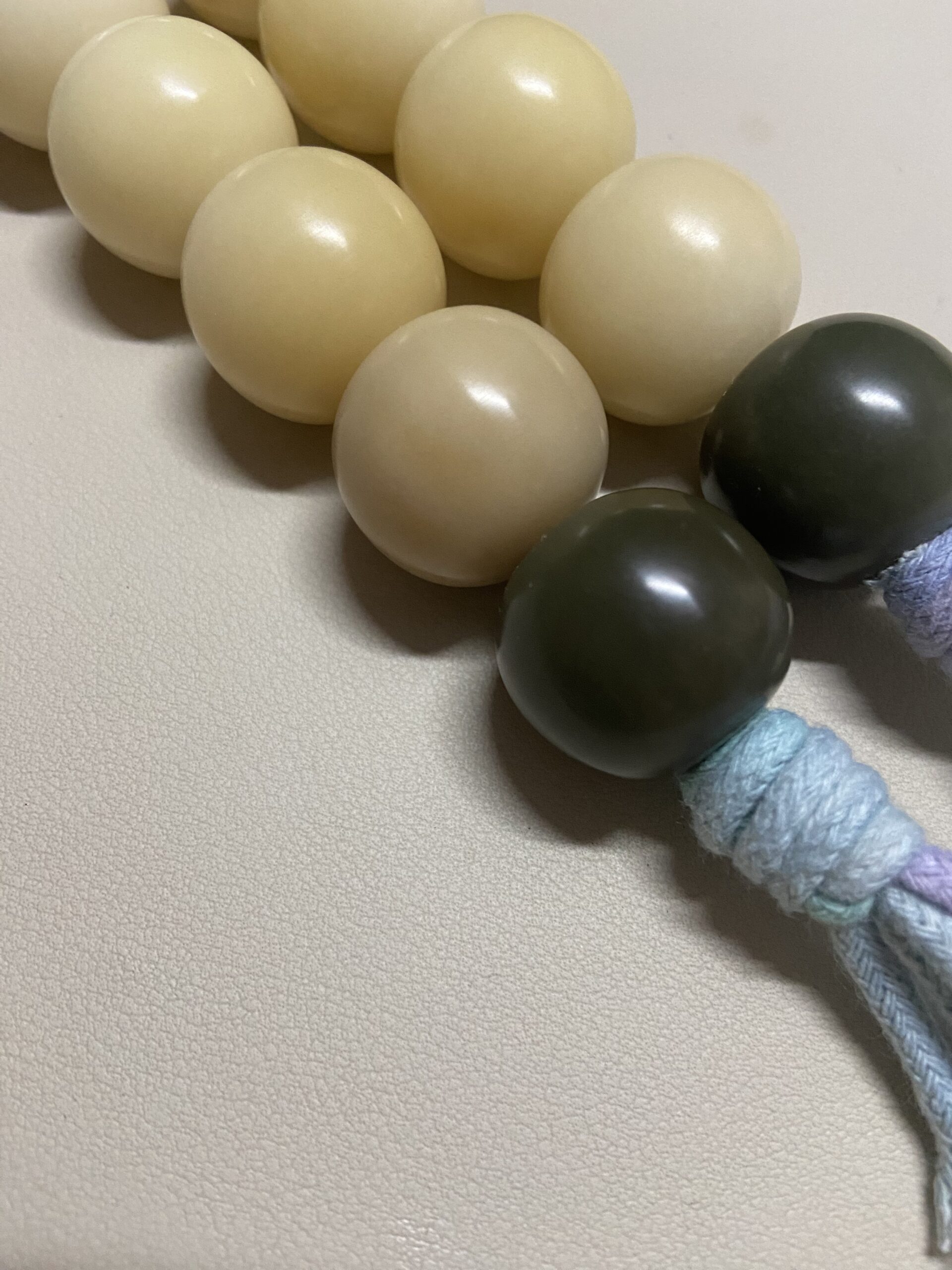 23mm Natural Bodhi Handheld Fidget – Handmade Bead Worry Beads 4 18mm natural Bodhi handheld fidget beads 23mm natural Bodhi beads